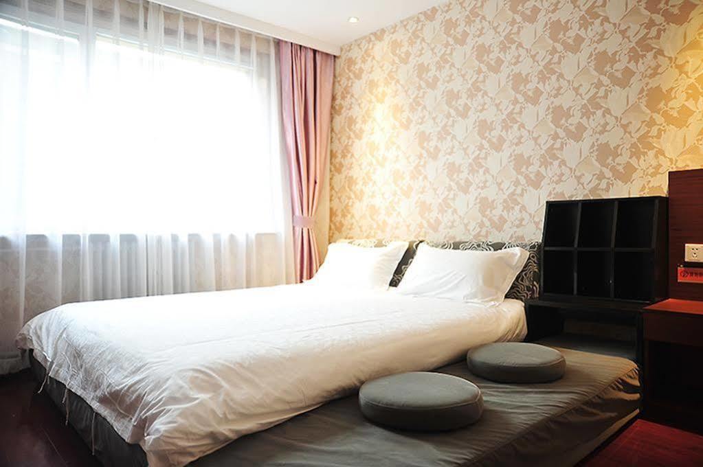 East Sacred Hotel Beijing Eksteriør billede
